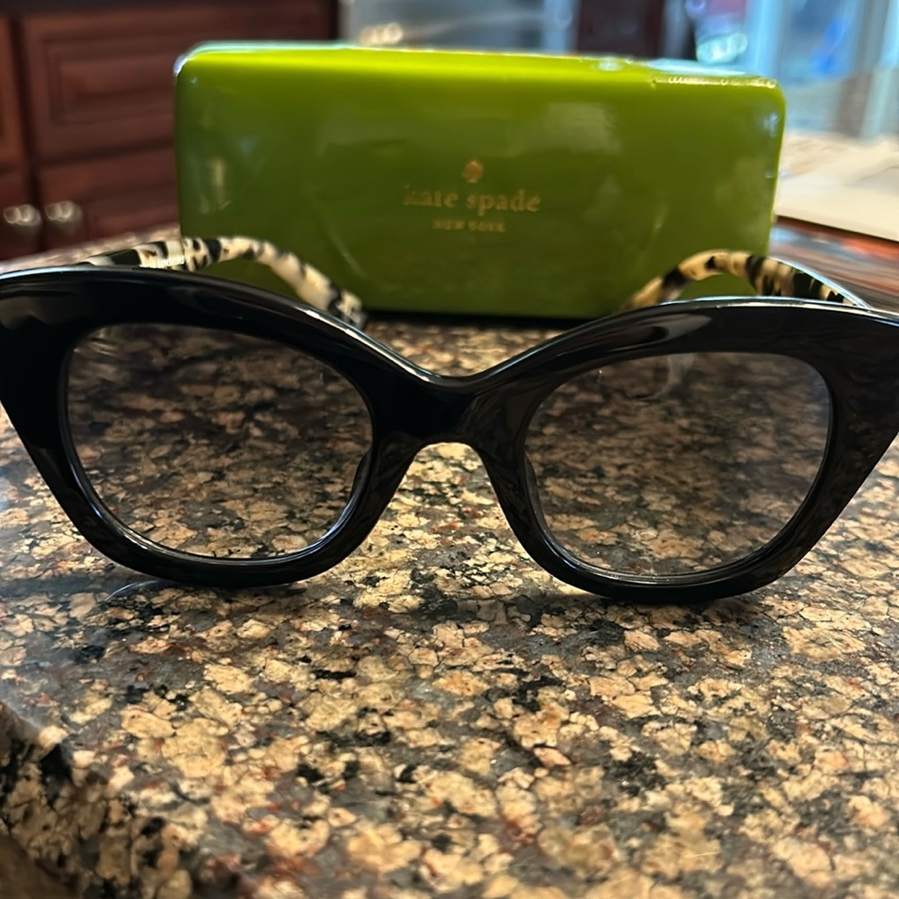 Kate Spade sunglasses! Excellent condition